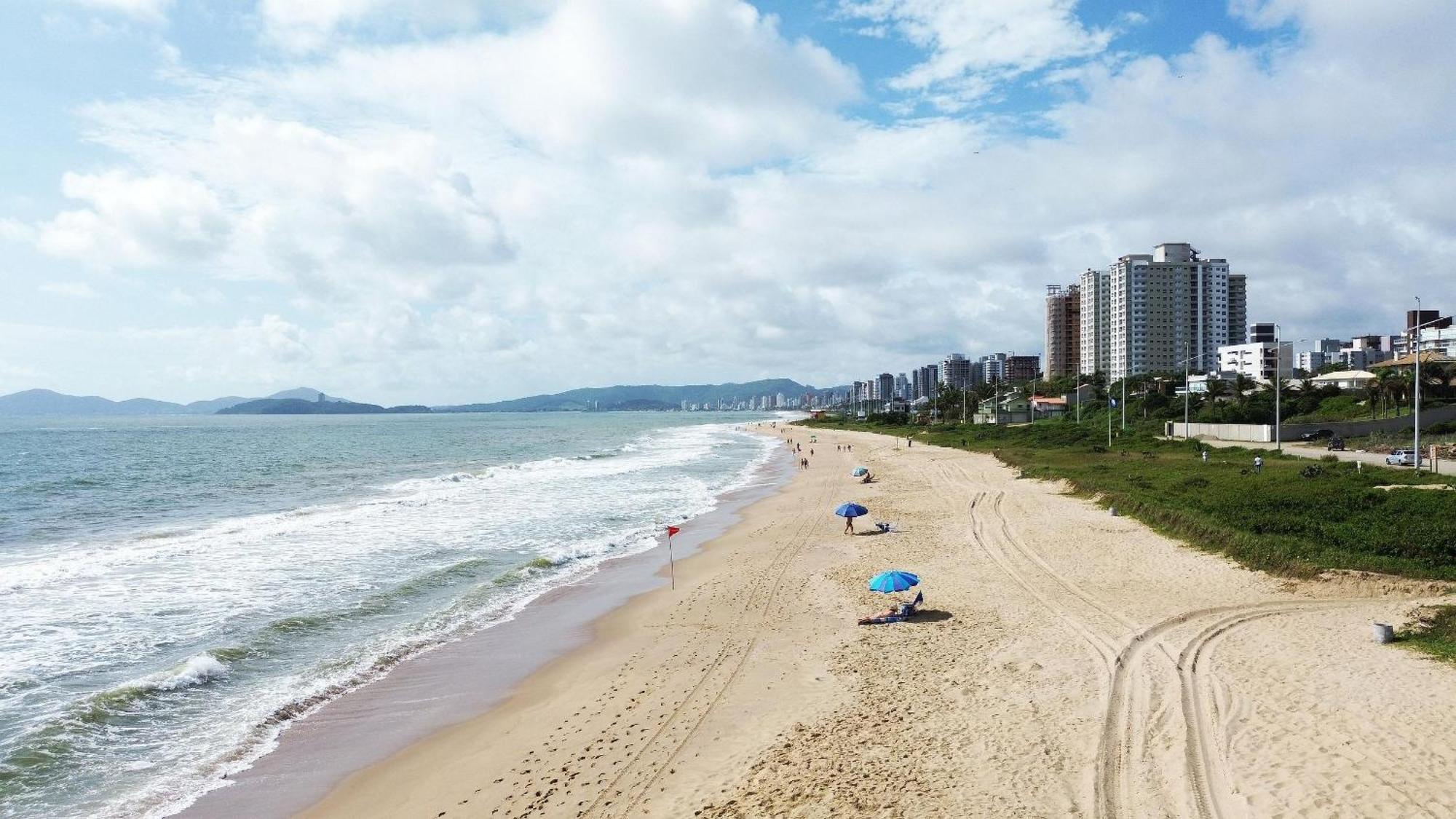 150M Da Praia Em Um Fantastico Edificio Em Balneario Picarras Apartamento Exterior foto